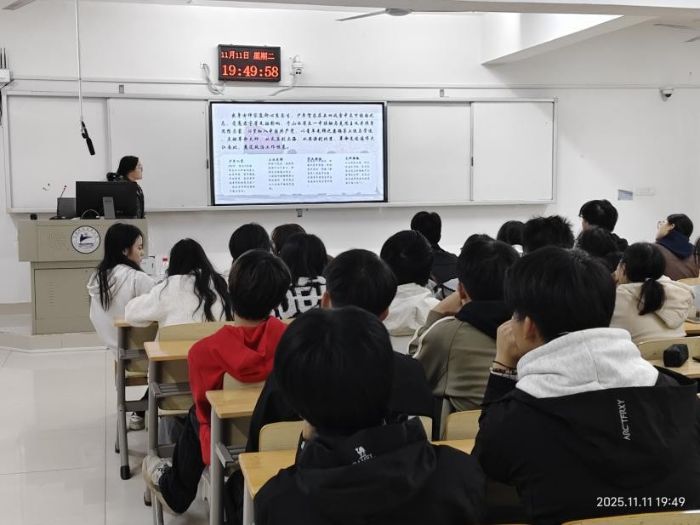 �����I(y��)���g��W늚⹤�̌WԺ�_չ���hʷ���������f�����